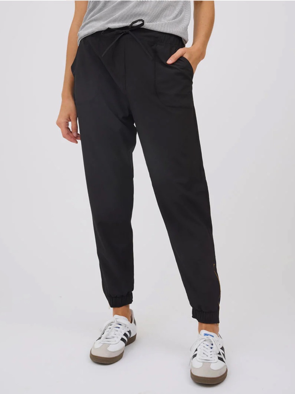 Albion jetsetter joggers